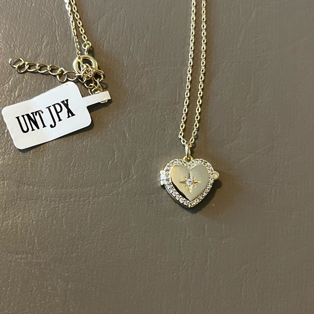 Charmed Aroma | Gold Heart Locket Necklace